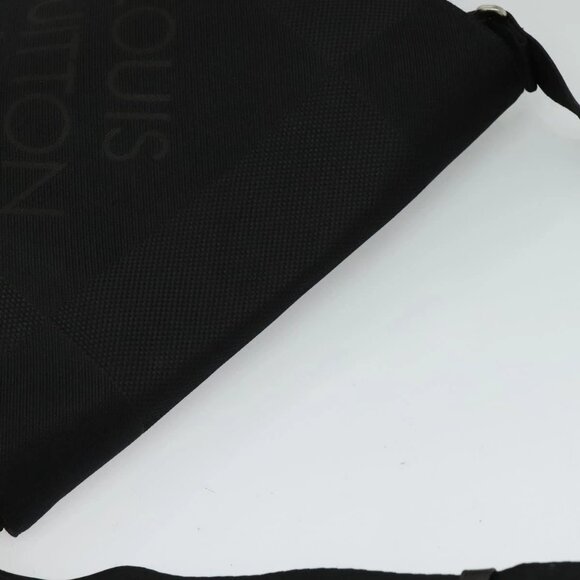 LOUIS VUITTON Damier Geant Petite Message Shoulder Bag - Picture 8 of 16